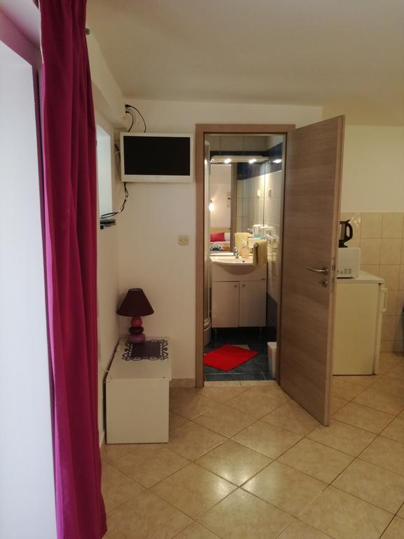 Guesthouse Villa Juric Crikvenica Ngoại thất bức ảnh